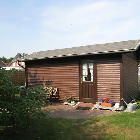 ホームステイ Meyer ゾルタウ